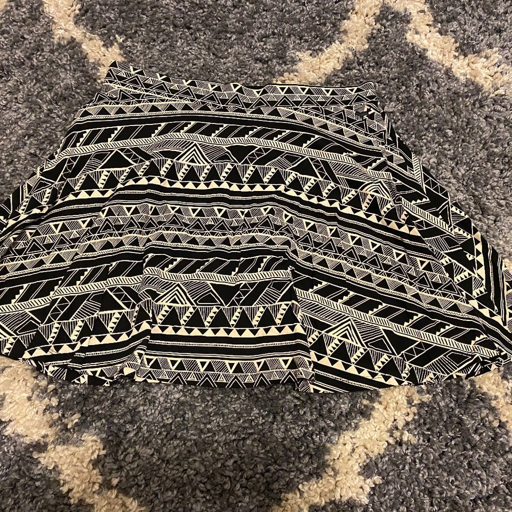 Victoria's Secret Black and Tan skater skirt